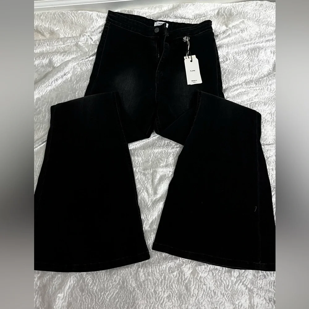 Forever 21 Premium Black Denim high waisted flair bell bottom size 27 - Picture 5 of 8